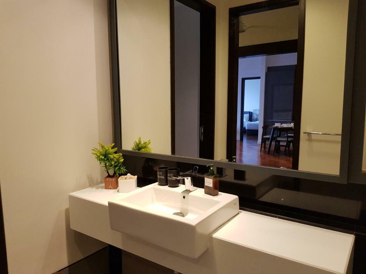 Klcc The Mews Home Kuala Lumpur Exterior photo